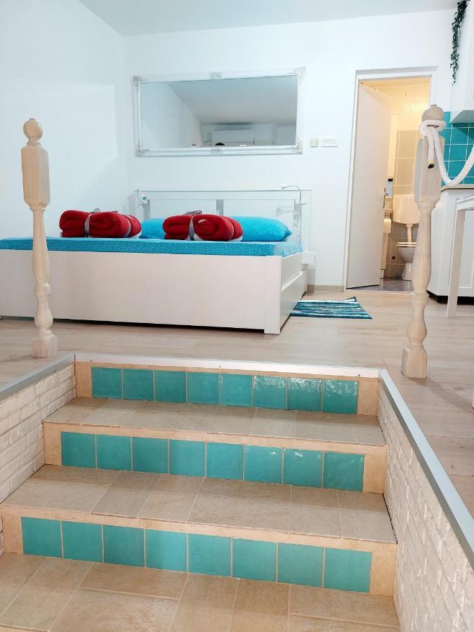 Sha La La - Charming, Unique Studio In A Historic Building Next To A Castle, Wifi, Smart Tv, Washer-Dryer Bakar Exterior foto