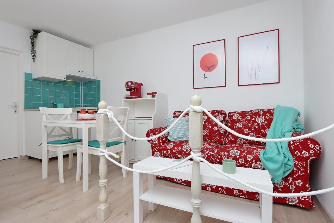 Sha La La - Charming, Unique Studio In A Historic Building Next To A Castle, Wifi, Smart Tv, Washer-Dryer Bakar Exterior foto
